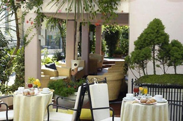 Hotel Derby Bellaria-Igea Marina Bagian luar foto